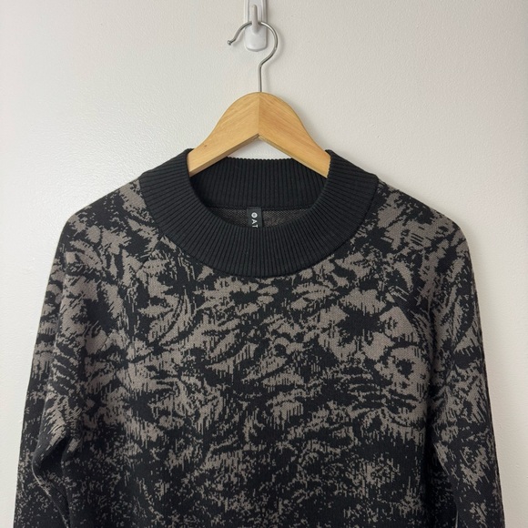 Athleta Women's Textured Jacquard Crew Neck Wool Blend Sweater Size XS - Picture 7 of 7